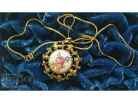 Vintage necklace gold plated, porcelain ITALY