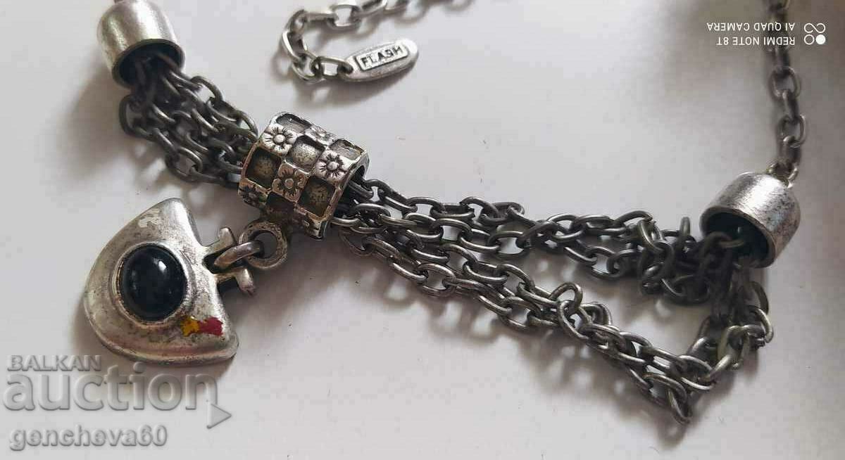 FLASH branded necklace with black onyx with price 30.00 BGN | € 15.34 FLASH branded necklace with black onyx with price 30.00 BGN | € 15.34