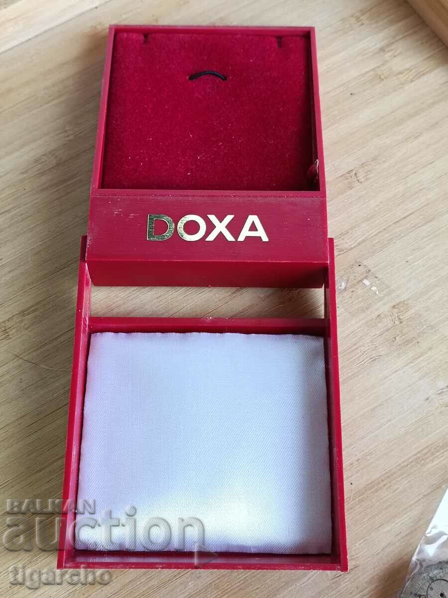Auction DOXA watch case Auction DOXA watch case