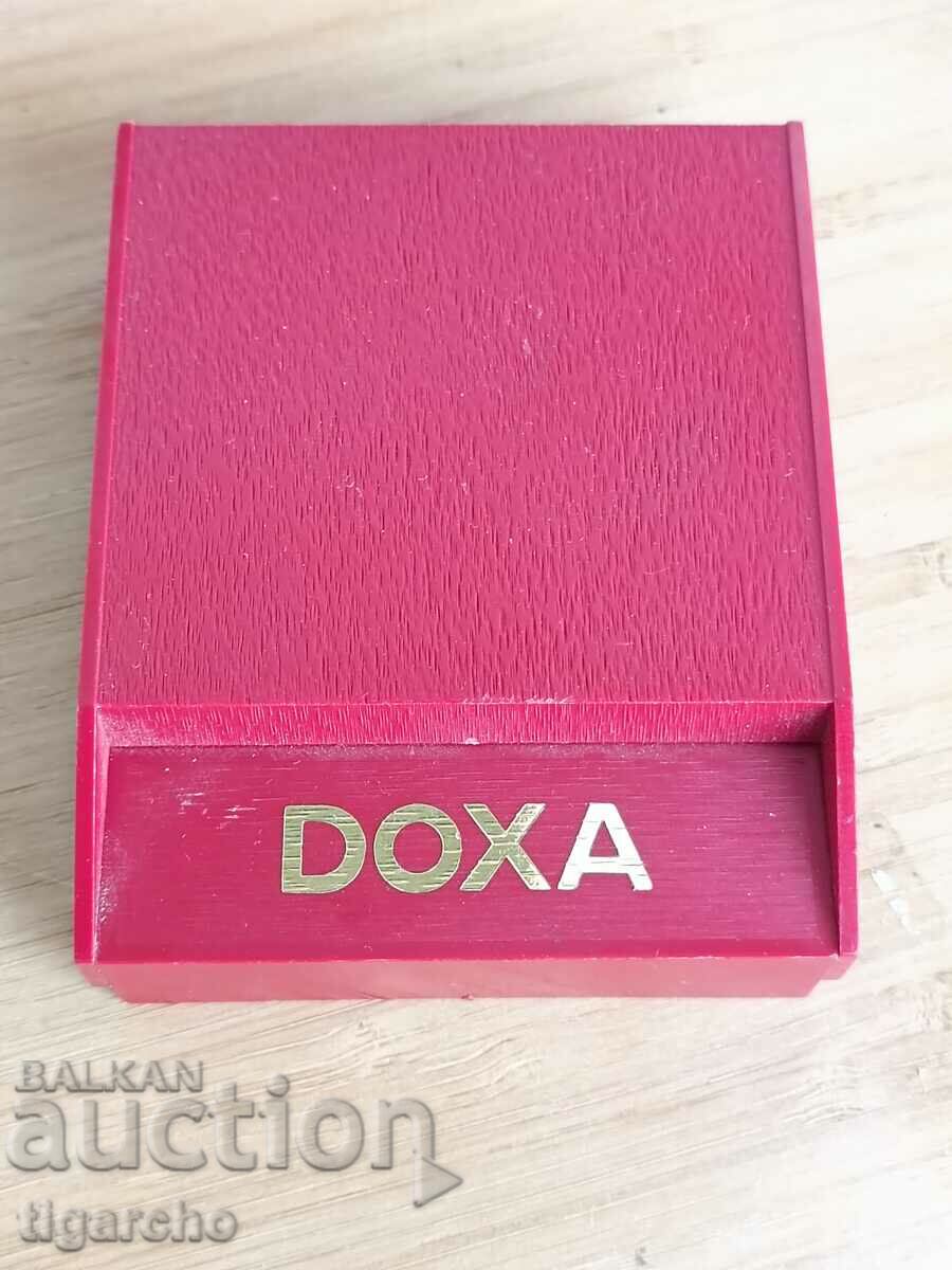 Кутия за часовник DOXA