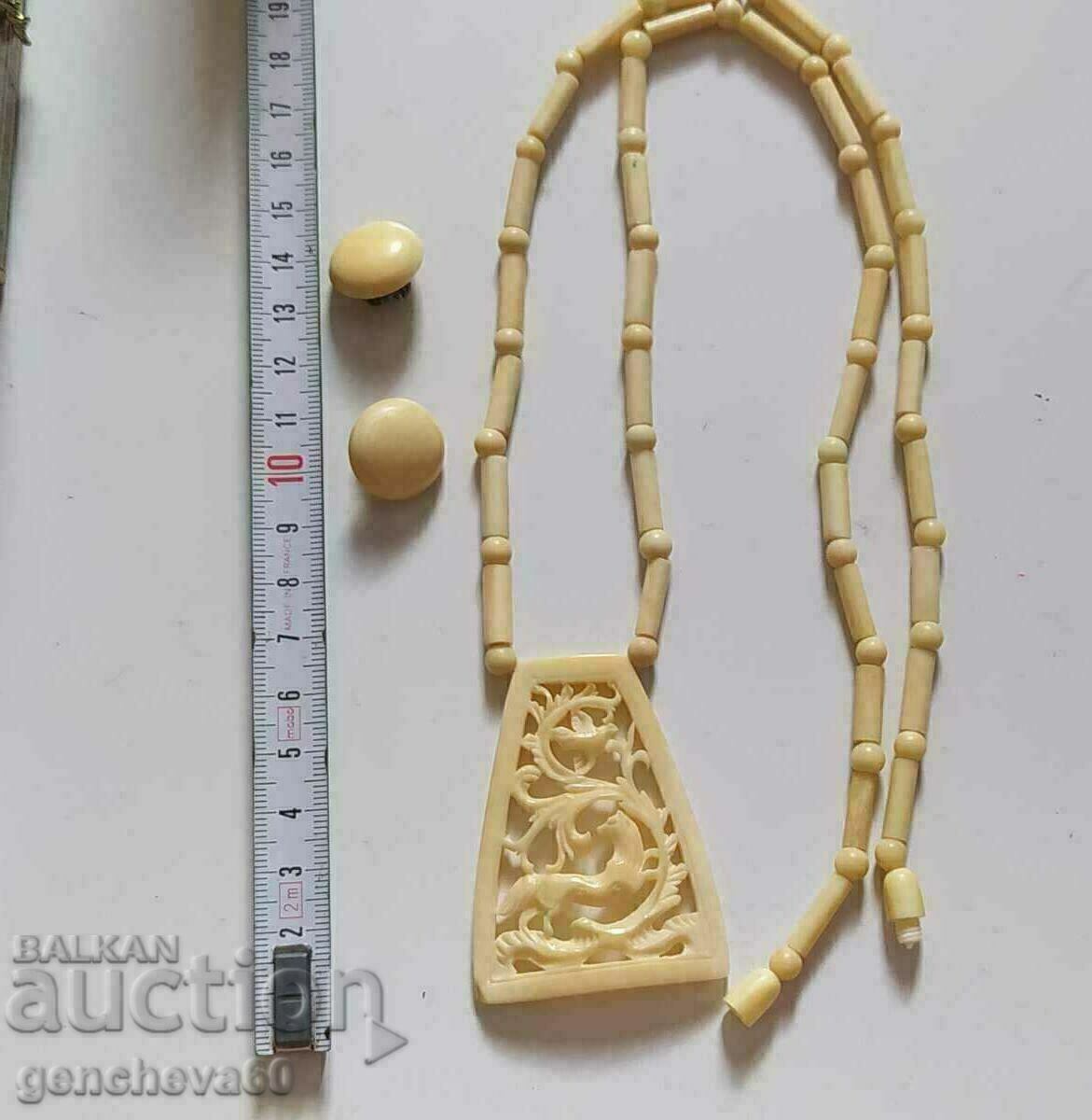 VINTAGE Ivory necklace and earrings, kips, silver with price 50.00 BGN | € 25.56 VINTAGE Ivory necklace and earrings, kips, silver with price 50.00 BGN | € 25.56