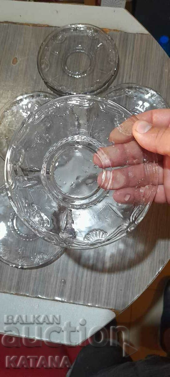 Plates glass service with price 5.00 BGN | € 2.56 Plates glass service with price 5.00 BGN | € 2.56