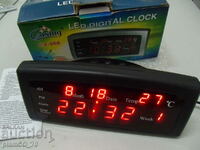 №*7098 настолен LED дигитален часовник CAIXIN - модел СХ 868