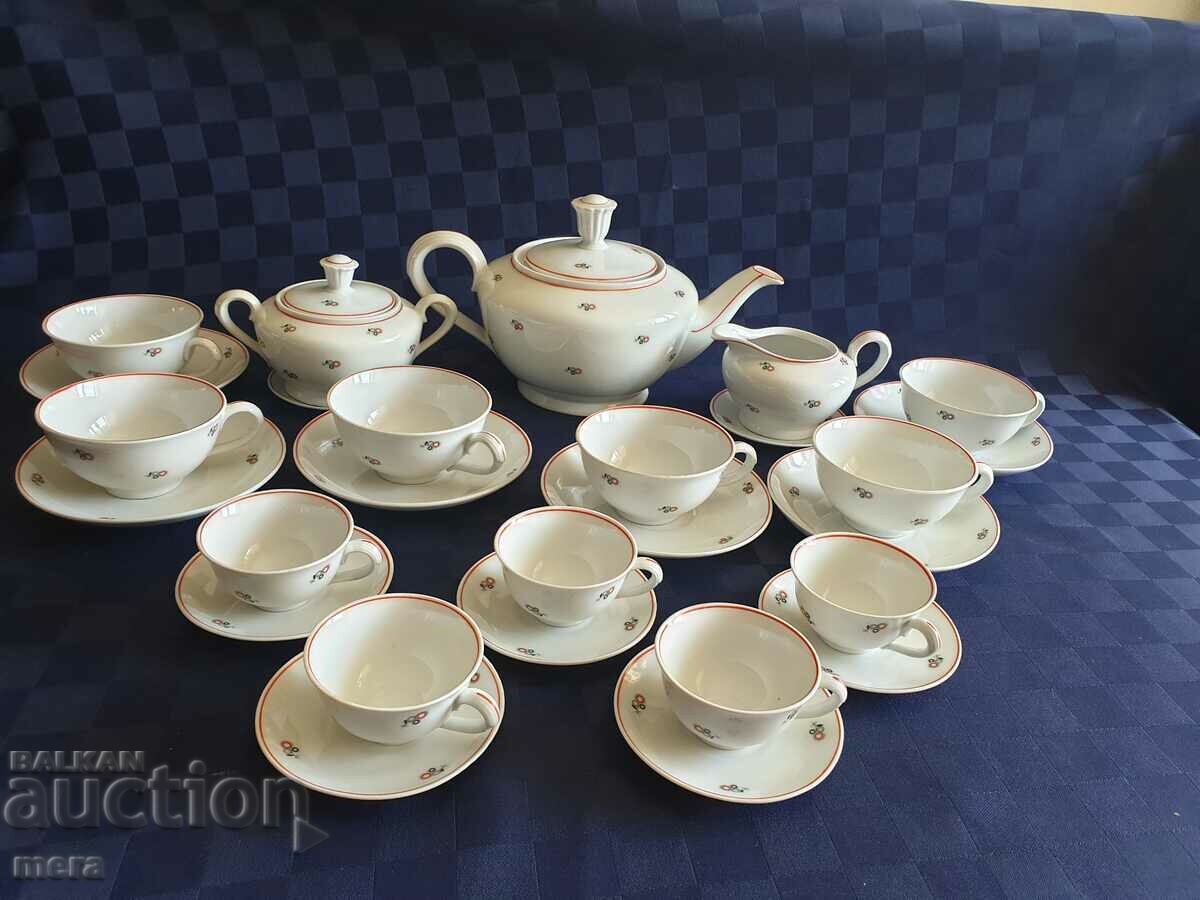 Serviciu de ceai și cafea din porțelan Altrohlauer porzellanfabriken cu preț 90.00 BGN | € 46.02 Serviciu de ceai și cafea din porțelan Altrohlauer porzellanfabriken cu preț 90.00 BGN | € 46.02