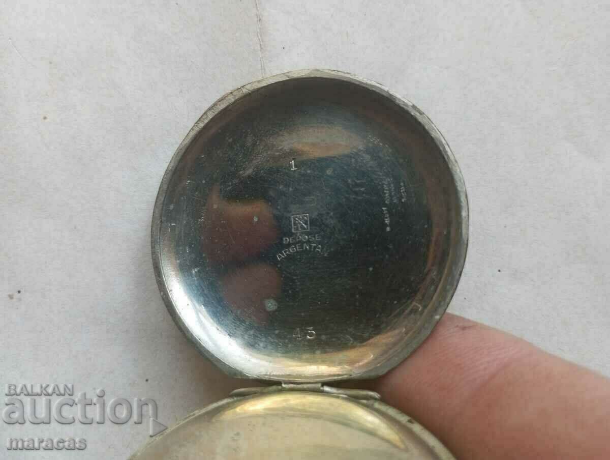 Παράδοση Ρολόι τσέπης χρονογράφος Παράδοση Ρολόι τσέπης χρονογράφος