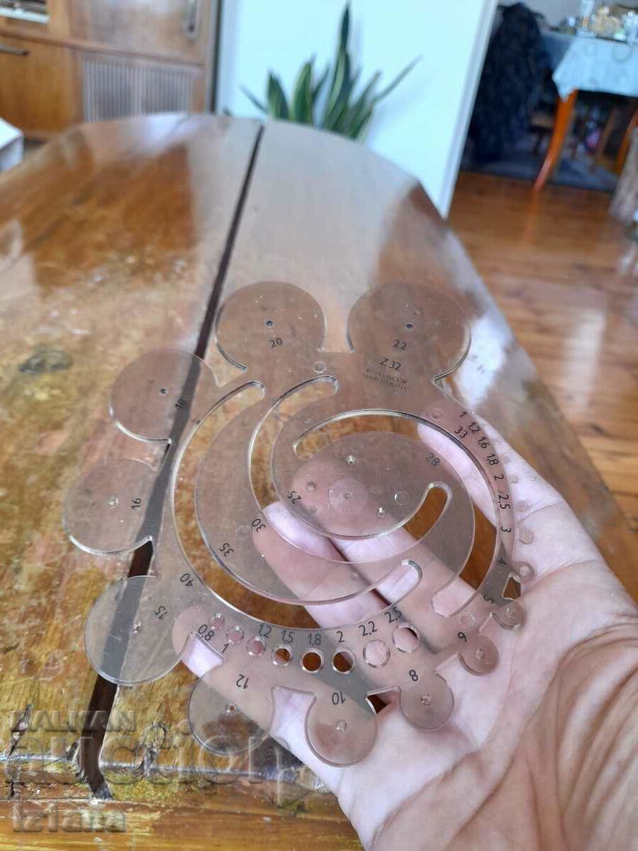 Auction Old drawing template Auction Old drawing template