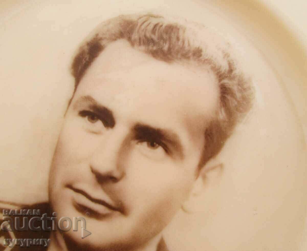 Auction Old Russian USSR space dish with cosmonaut German Titov Auction Old Russian USSR space dish with cosmonaut German Titov