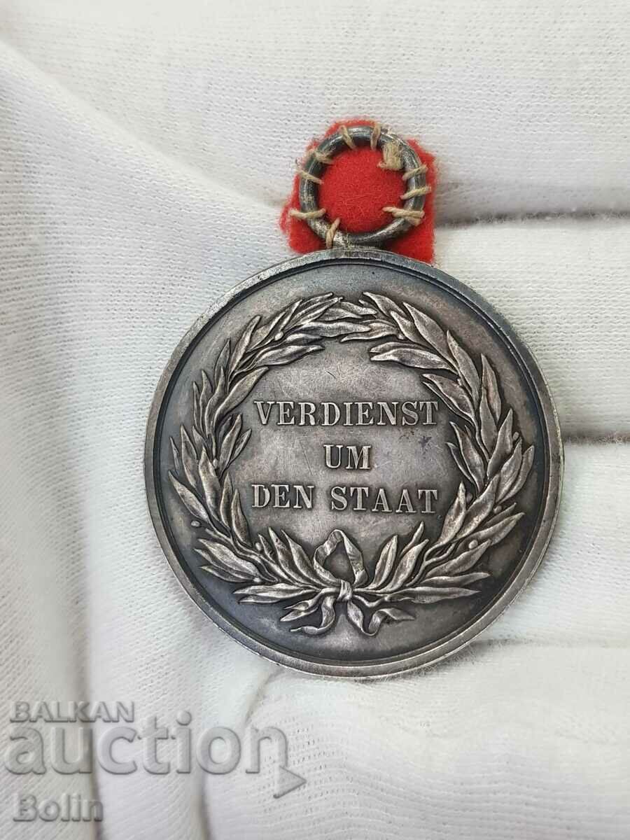 Σπάνιο Γερμανικό Ασημένιο Στρατιωτικό Μετάλλιο με τιμή 170.00 BGN | € 86.92 Σπάνιο Γερμανικό Ασημένιο Στρατιωτικό Μετάλλιο με τιμή 170.00 BGN | € 86.92