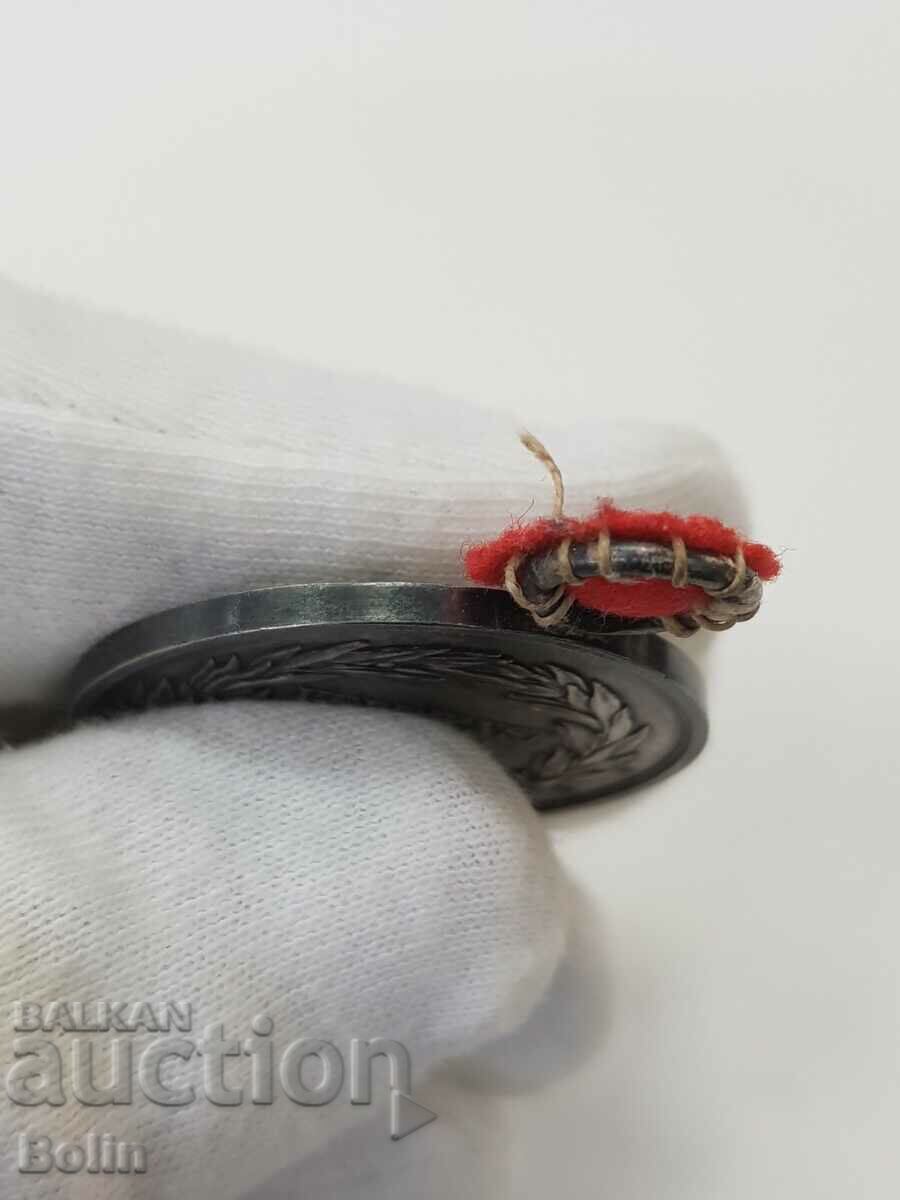 Παράδοση Σπάνιο Γερμανικό Ασημένιο Στρατιωτικό Μετάλλιο Παράδοση Σπάνιο Γερμανικό Ασημένιο Στρατιωτικό Μετάλλιο