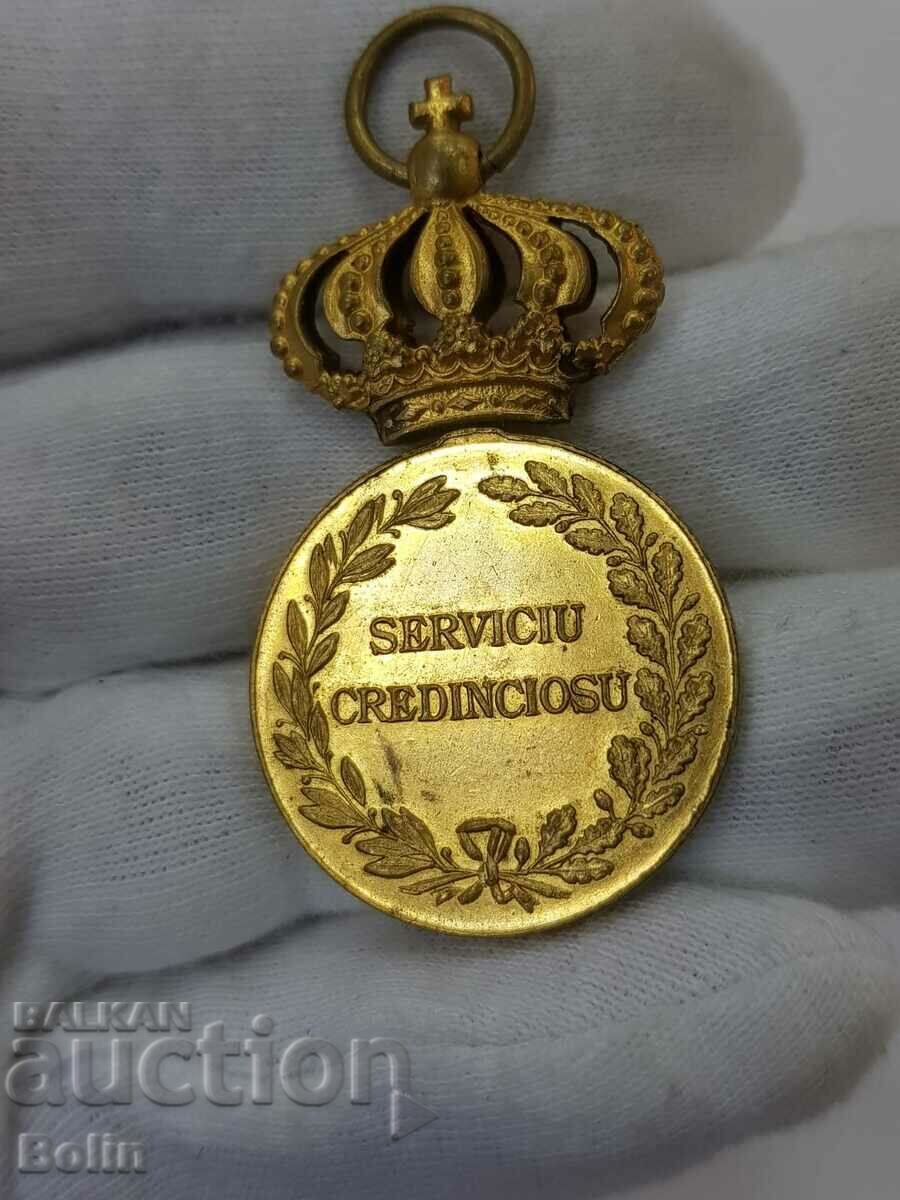Auction Romanian Royal Medal with gilt and crown Auction Romanian Royal Medal with gilt and crown