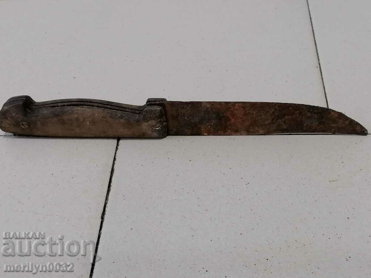 Old knife without sheath, sharp dagger blade - 6 Old knife without sheath, sharp dagger blade - 6