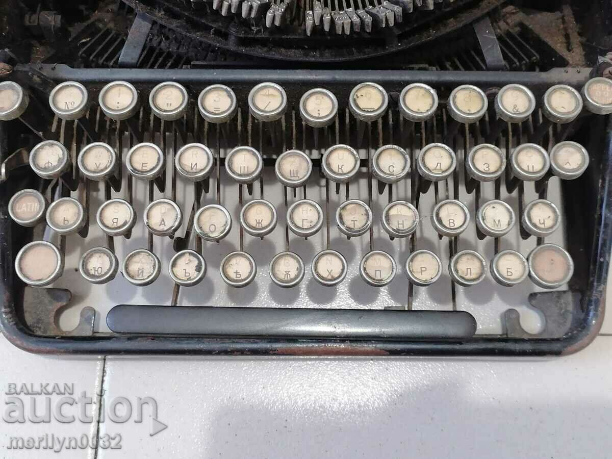 Livrarea Mașina de scris Adler germană Adler în chirilic WW1 WW2 Livrarea Mașina de scris Adler germană Adler în chirilic WW1 WW2