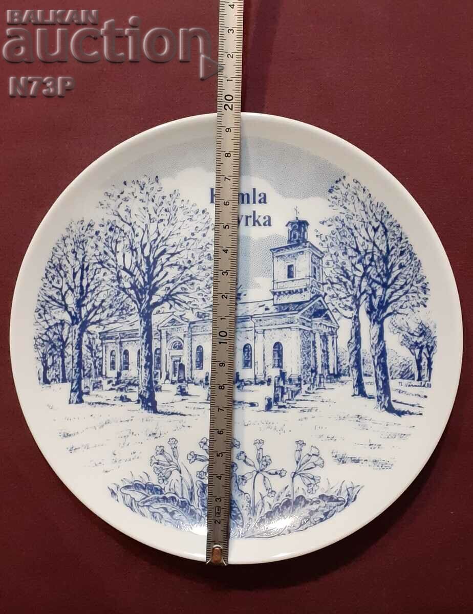 Auction OLD PORCELAIN PLATE. COLLECTION. SWEDEN. Auction OLD PORCELAIN PLATE. COLLECTION. SWEDEN.
