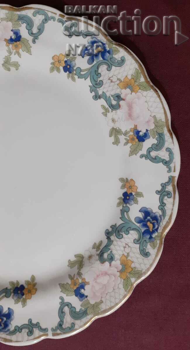 PLATĂ VECHE DE PORȚELAN. COLECTIE. ANGLIA. cu preț 16.00 BGN | € 8.18