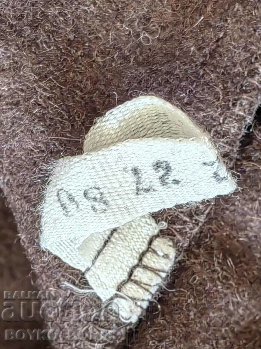 Delivery of Rare Vintage Woolen Outerwear Delivery of Rare Vintage Woolen Outerwear