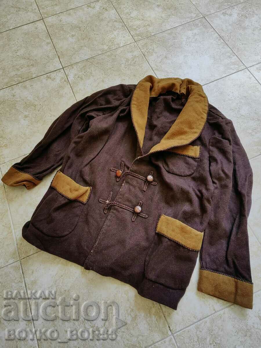 Rare Vintage Woolen Outerwear - 7 Rare Vintage Woolen Outerwear - 7