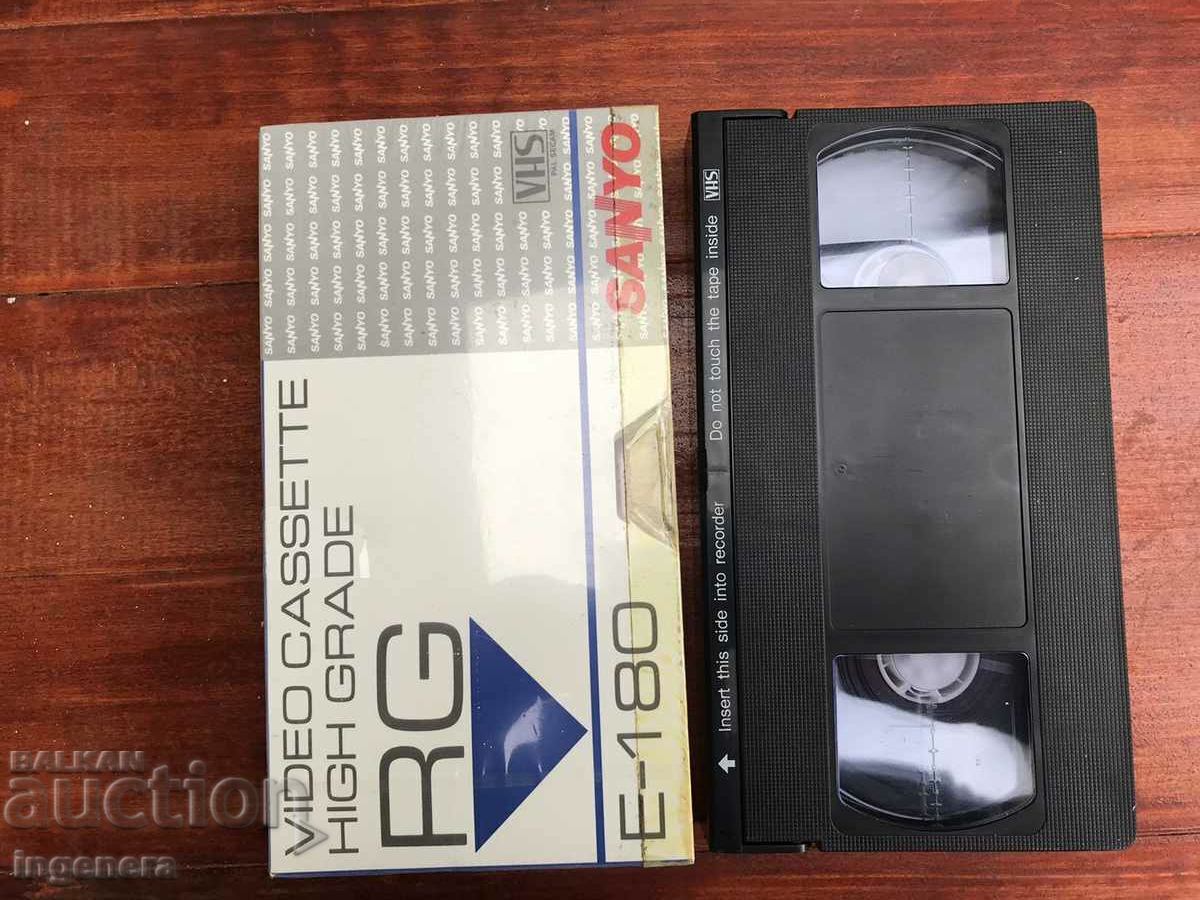 VIDEOCASSETTE MOVIES VIDEOCASSETTE MOVIES