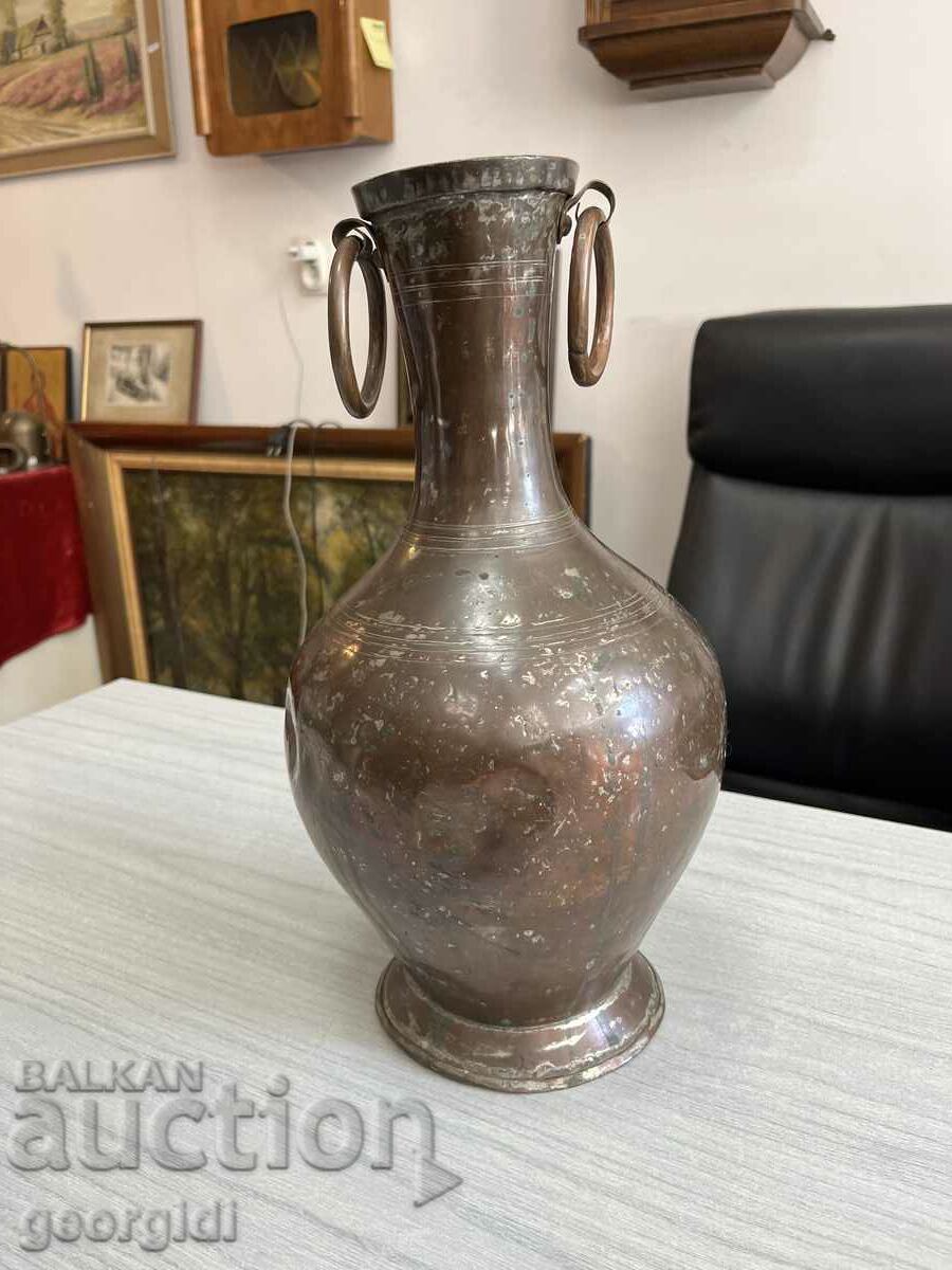 Authentic copper jug / vase. #4479
