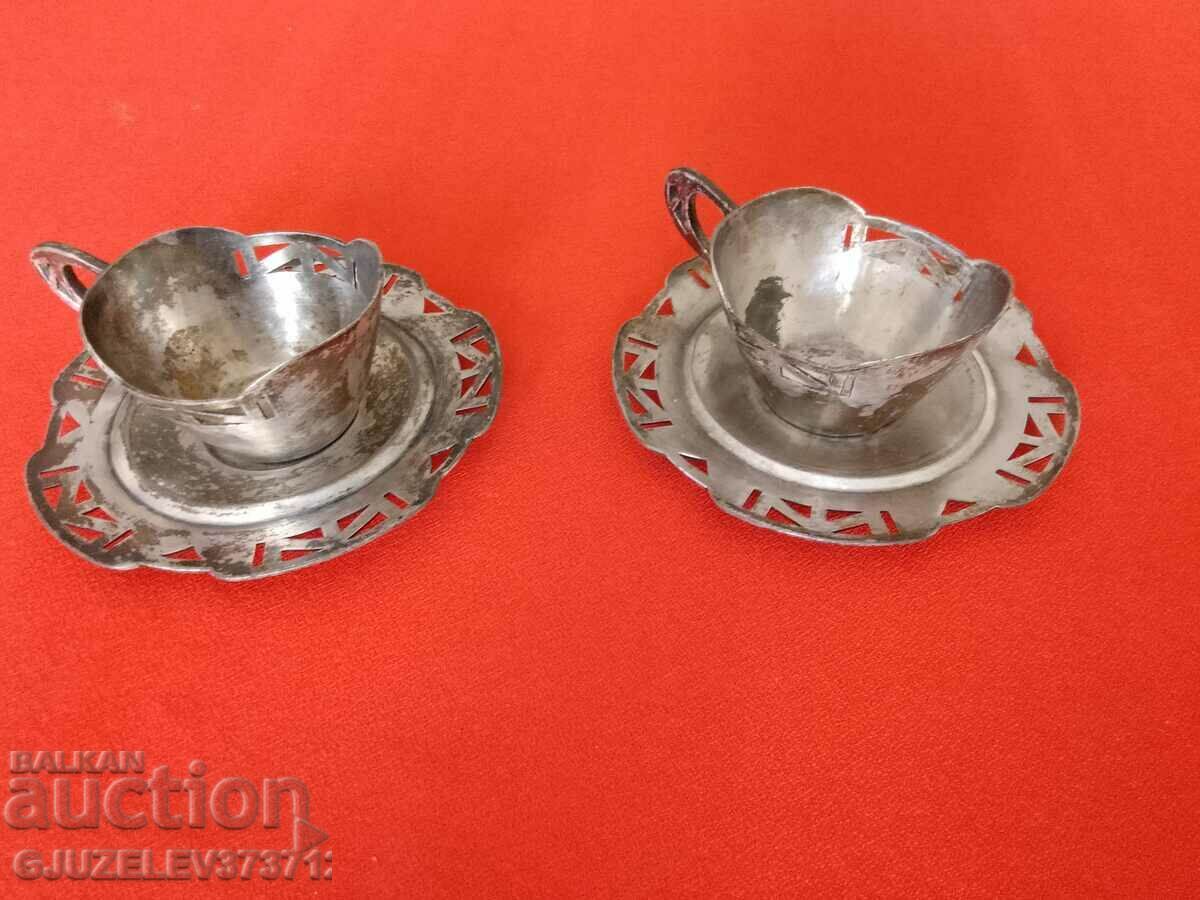 Delivery of Vintage collectible coffee mugs Delivery of Vintage collectible coffee mugs