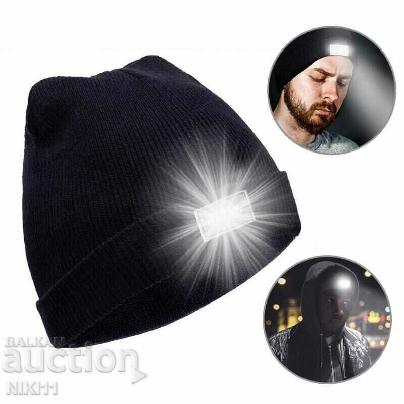 Светеща зимна шапка с 5 LED диода