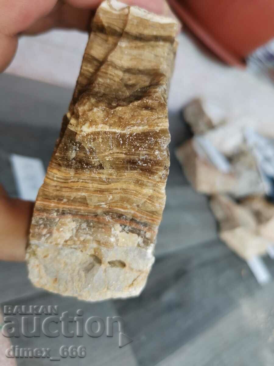 Μάρμαρο Όνυχας, Ασβεστίτης, Αραγονίτης με τιμή 15.00 BGN | € 7.67 Μάρμαρο Όνυχας, Ασβεστίτης, Αραγονίτης με τιμή 15.00 BGN | € 7.67