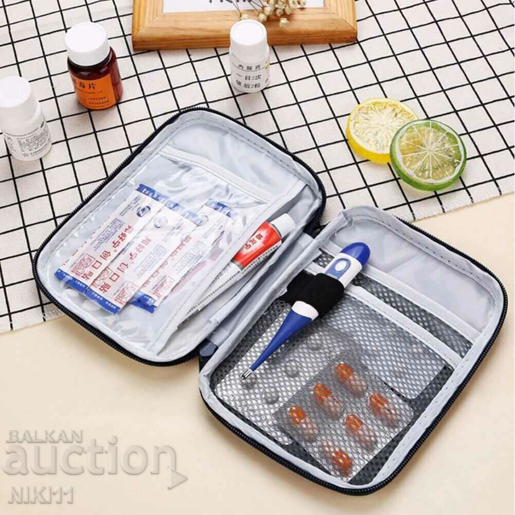 Auction Mini first aid kit for emergency Auction Mini first aid kit for emergency