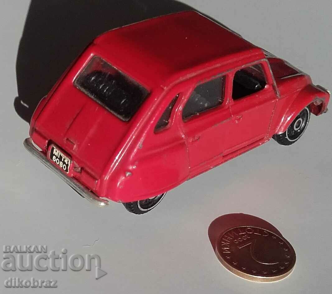 Auction Citroën / Citroen 2 CV Dayane - POLYSTIL Auction Citroën / Citroen 2 CV Dayane - POLYSTIL