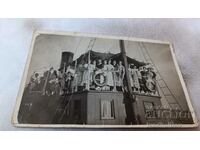 Fotografie Burgas Tineri și femei pe un vapor cu aburi 1935