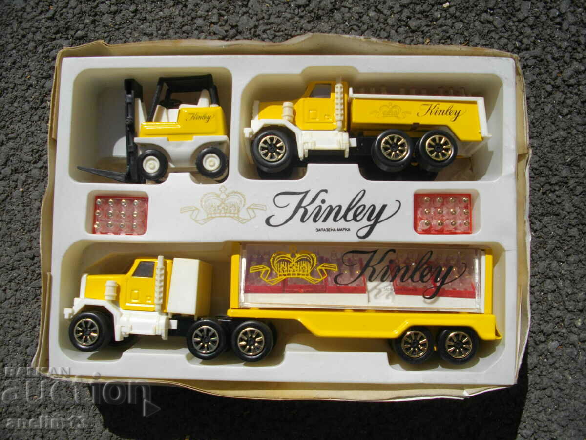SOC SHEET METAL TOYS PEACE DISTRIBUTION KINLEY with price 450.00 BGN | € 230.08 SOC SHEET METAL TOYS PEACE DISTRIBUTION KINLEY with price 450.00 BGN | € 230.08