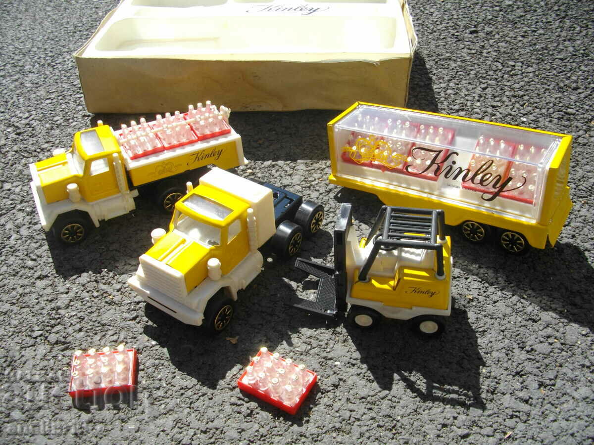 SOC SHEET METAL TOYS PEACE DISTRIBUTION KINLEY - 6 SOC SHEET METAL TOYS PEACE DISTRIBUTION KINLEY - 6