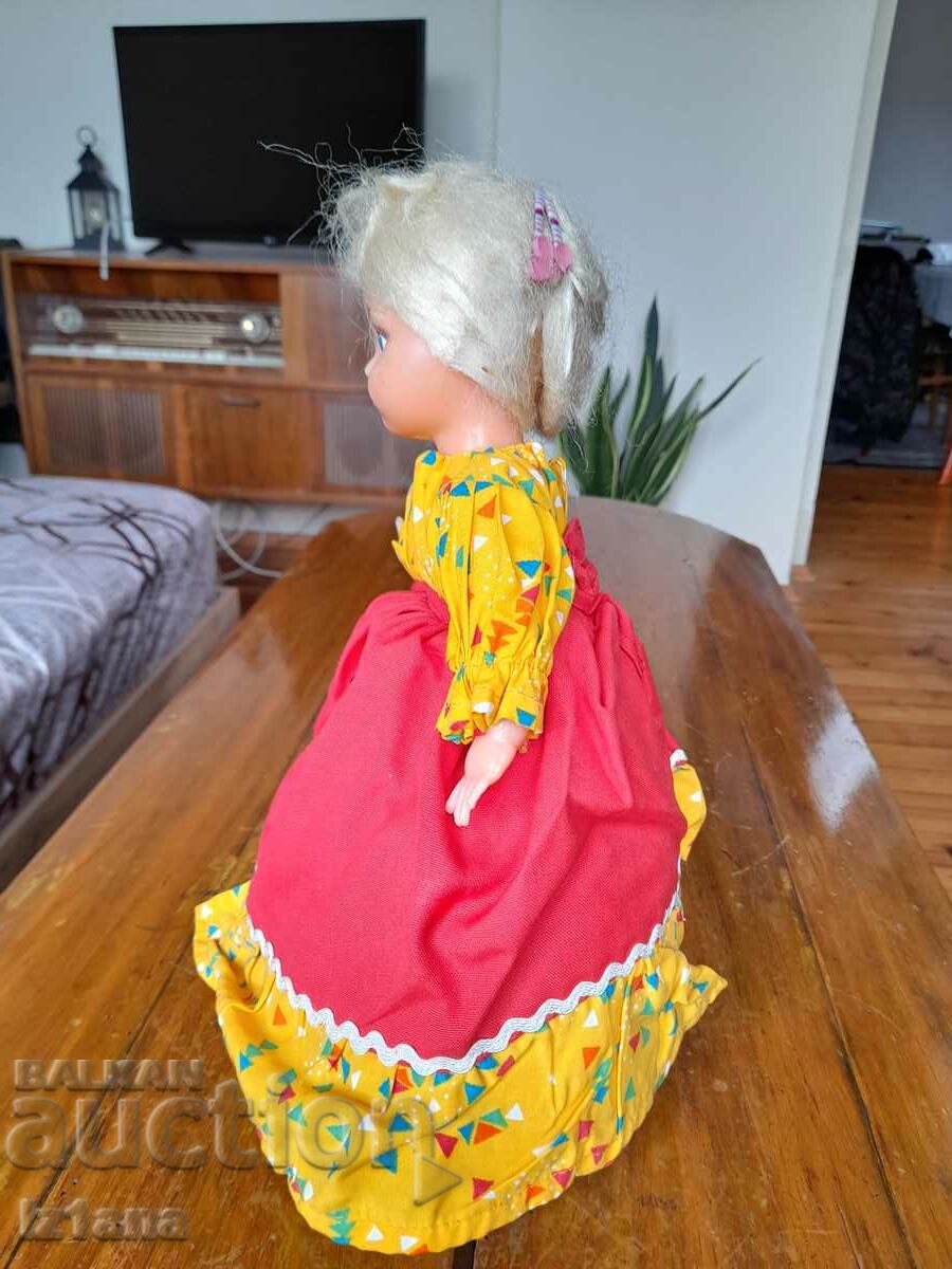 An old Samovar doll with price 70.00 BGN | € 35.79 An old Samovar doll with price 70.00 BGN | € 35.79