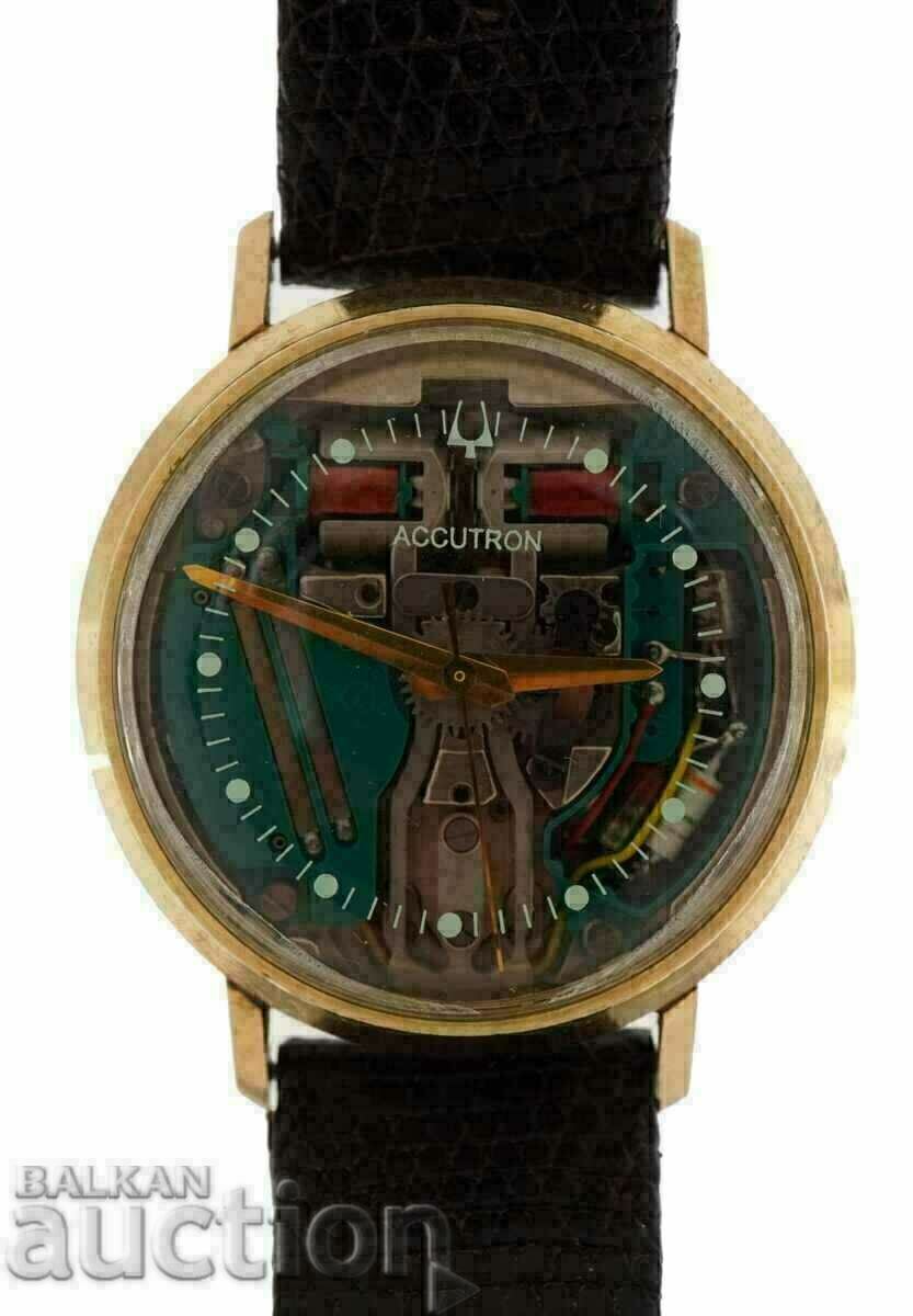 Bulova Accutron umplut cu aur de 10k