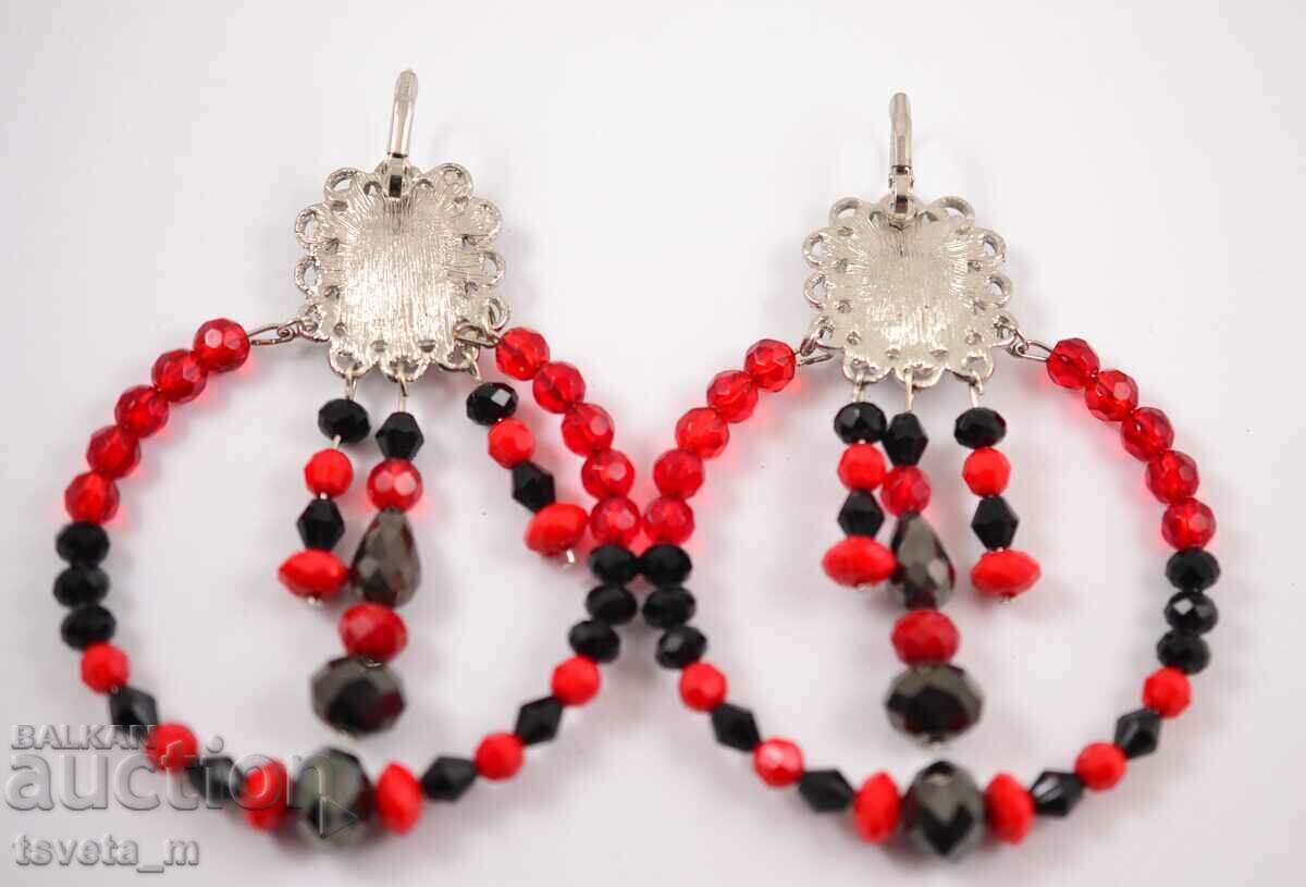 Големи обици с цена € 1.00 | 1.96 лв.