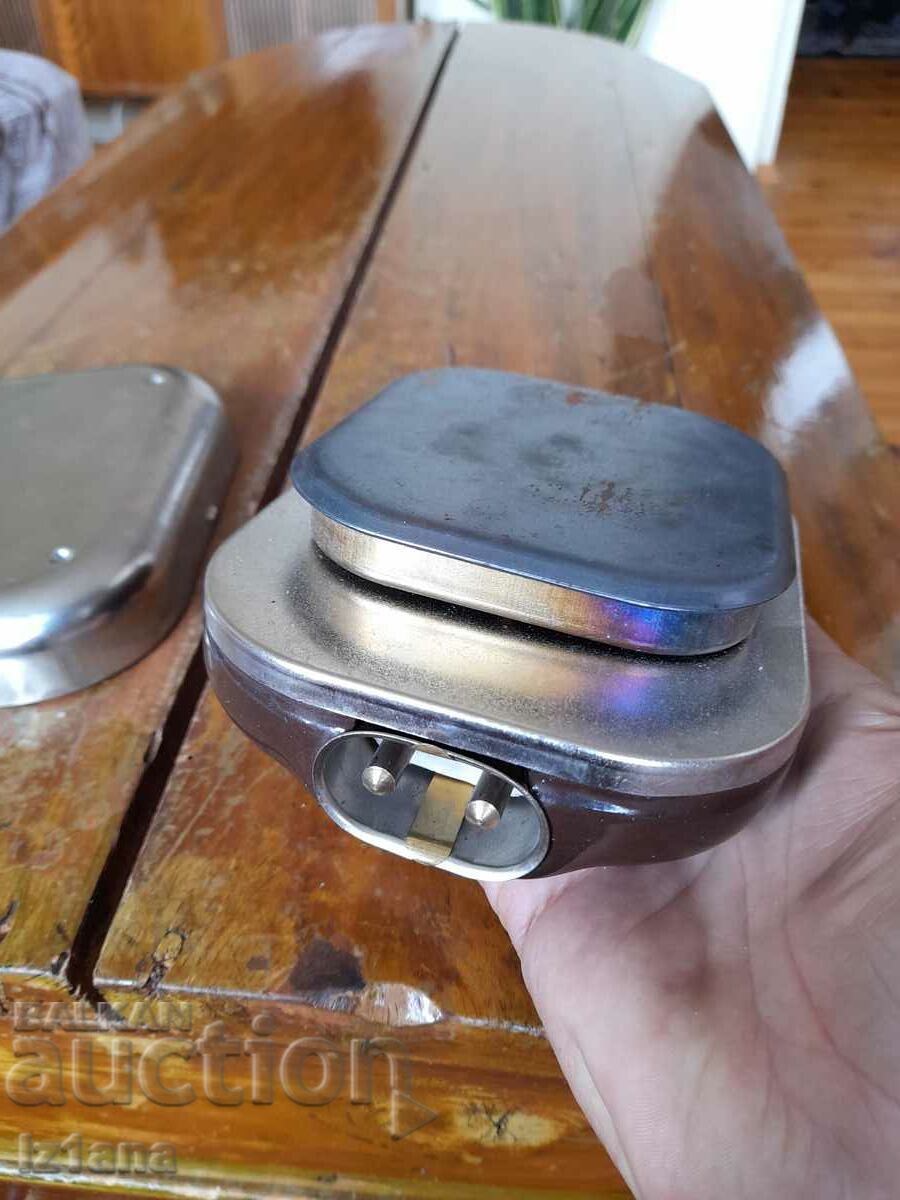 Old electric stove with price 40.00 BGN | € 20.45 Old electric stove with price 40.00 BGN | € 20.45