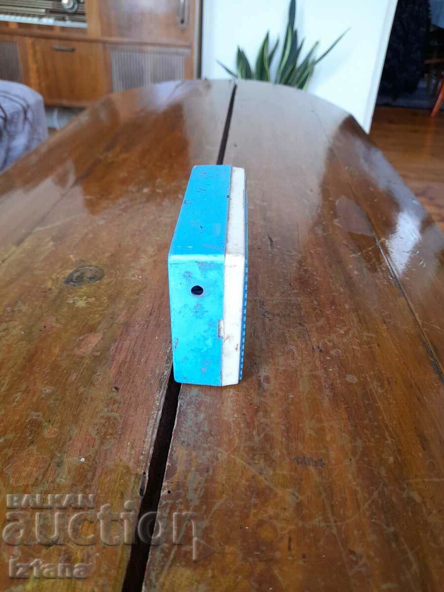 Delivery of Old radio, Jupiter radio receiver Delivery of Old radio, Jupiter radio receiver