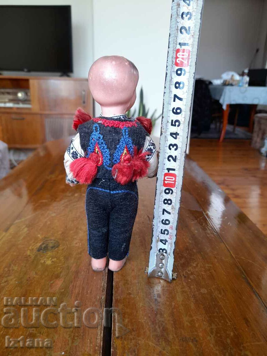 Auction An old doll Auction An old doll