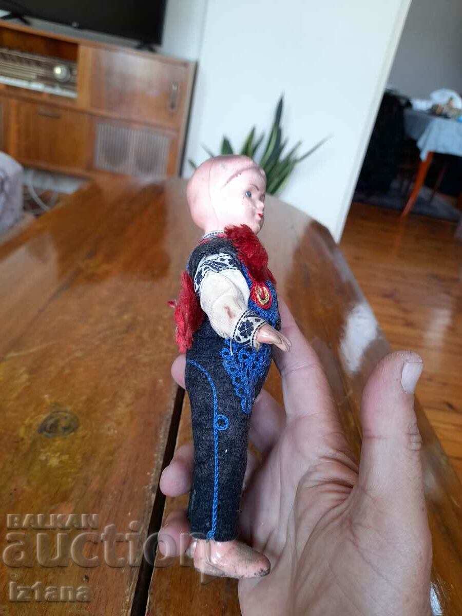 Delivery of An old doll Delivery of An old doll