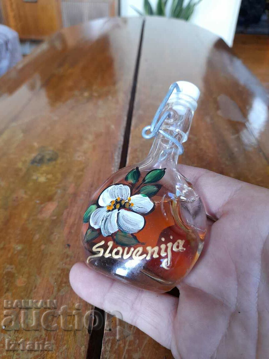 Old Honey Liqueur Slovenia with price 10.00 BGN | € 5.11 Old Honey Liqueur Slovenia with price 10.00 BGN | € 5.11