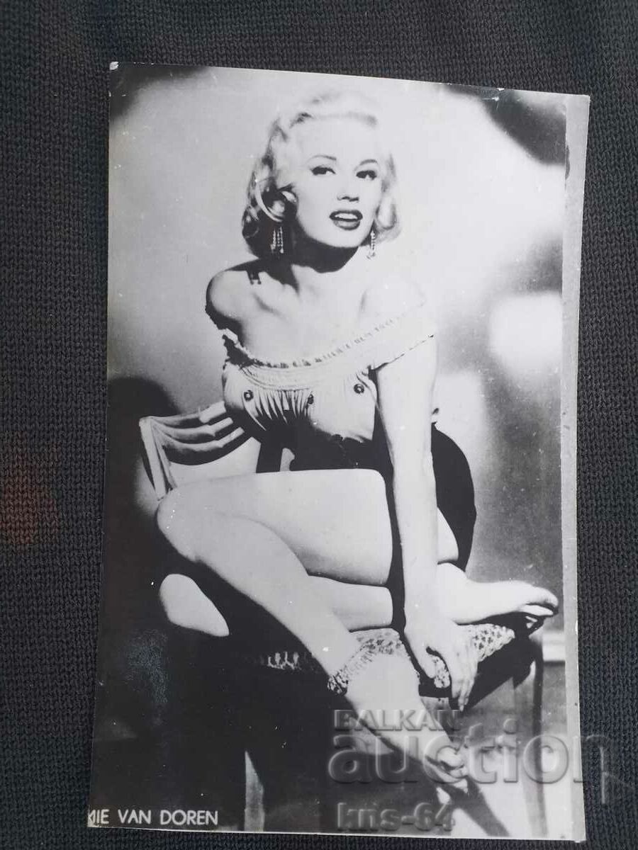 Mamie van Doren