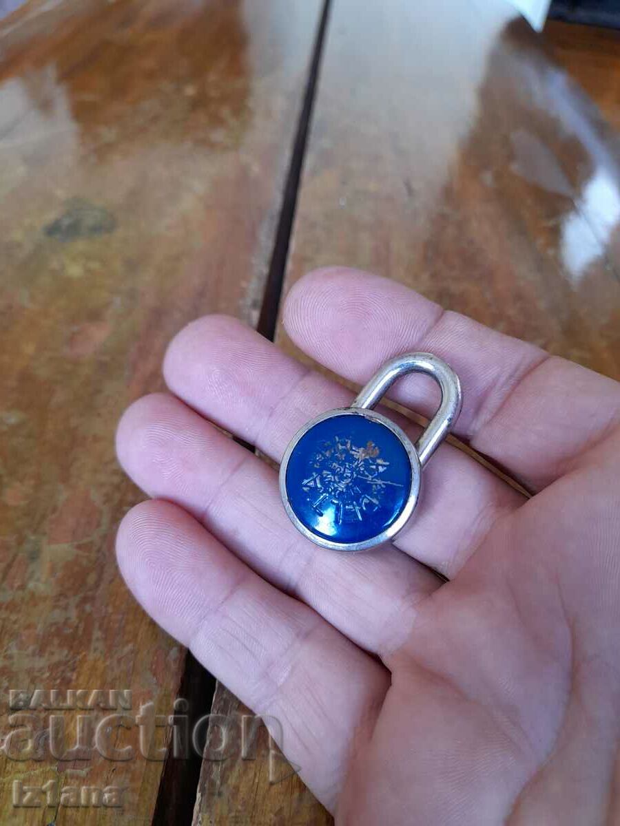 Δημοπρασία Παλιά Delta λουκέτο