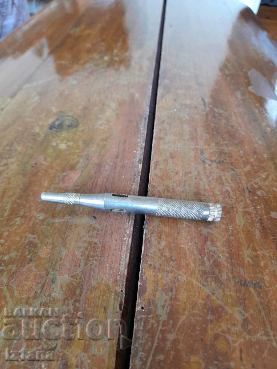 Old voltage indicator Old voltage indicator