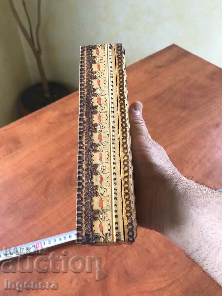 Delivery of BOX BOX WOOD PYROGRAPHED PAINTED COLOR