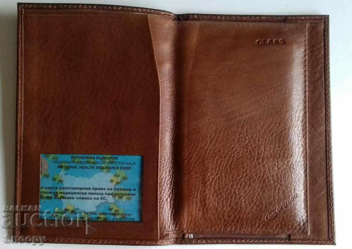Leather wallet for passport and Club Cordobo cards