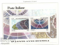 2000 Italy. The New Year 2000 - Generations and Space. Block
