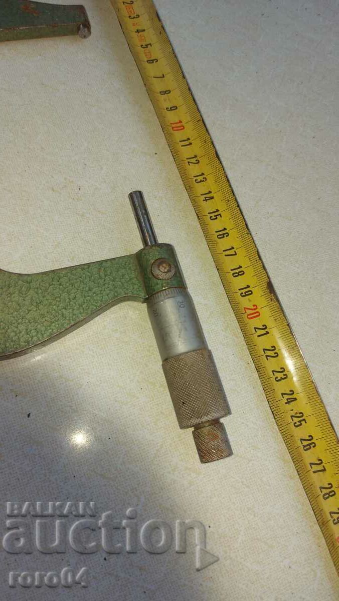 Licitație MICROMETRU