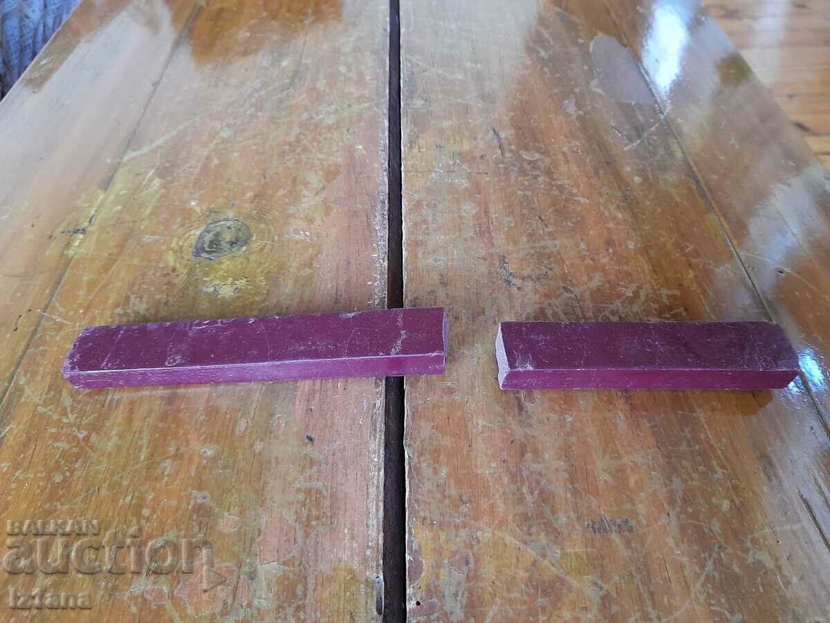 Delivery of Old Red Wax Delivery of Old Red Wax