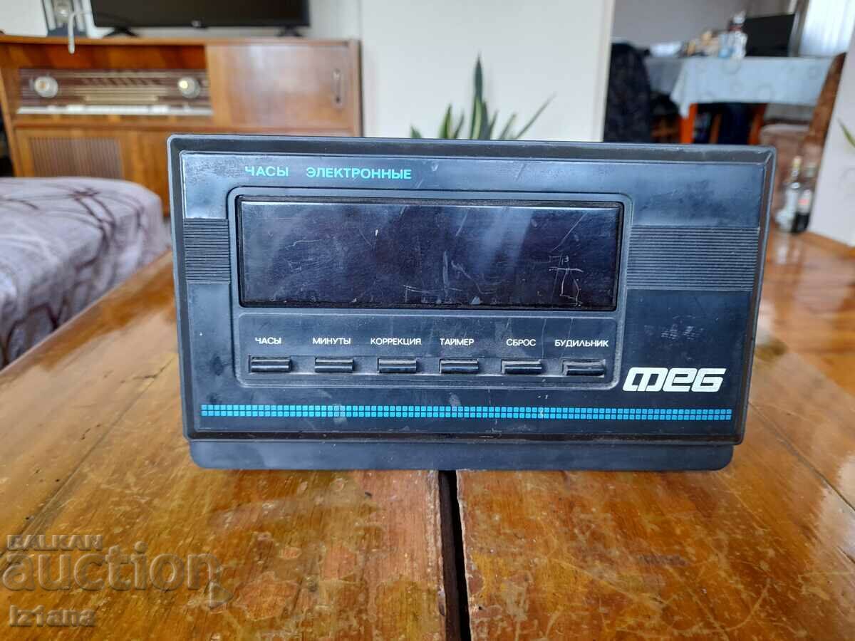 Old Electronic clock FE6 Old Electronic clock FE6