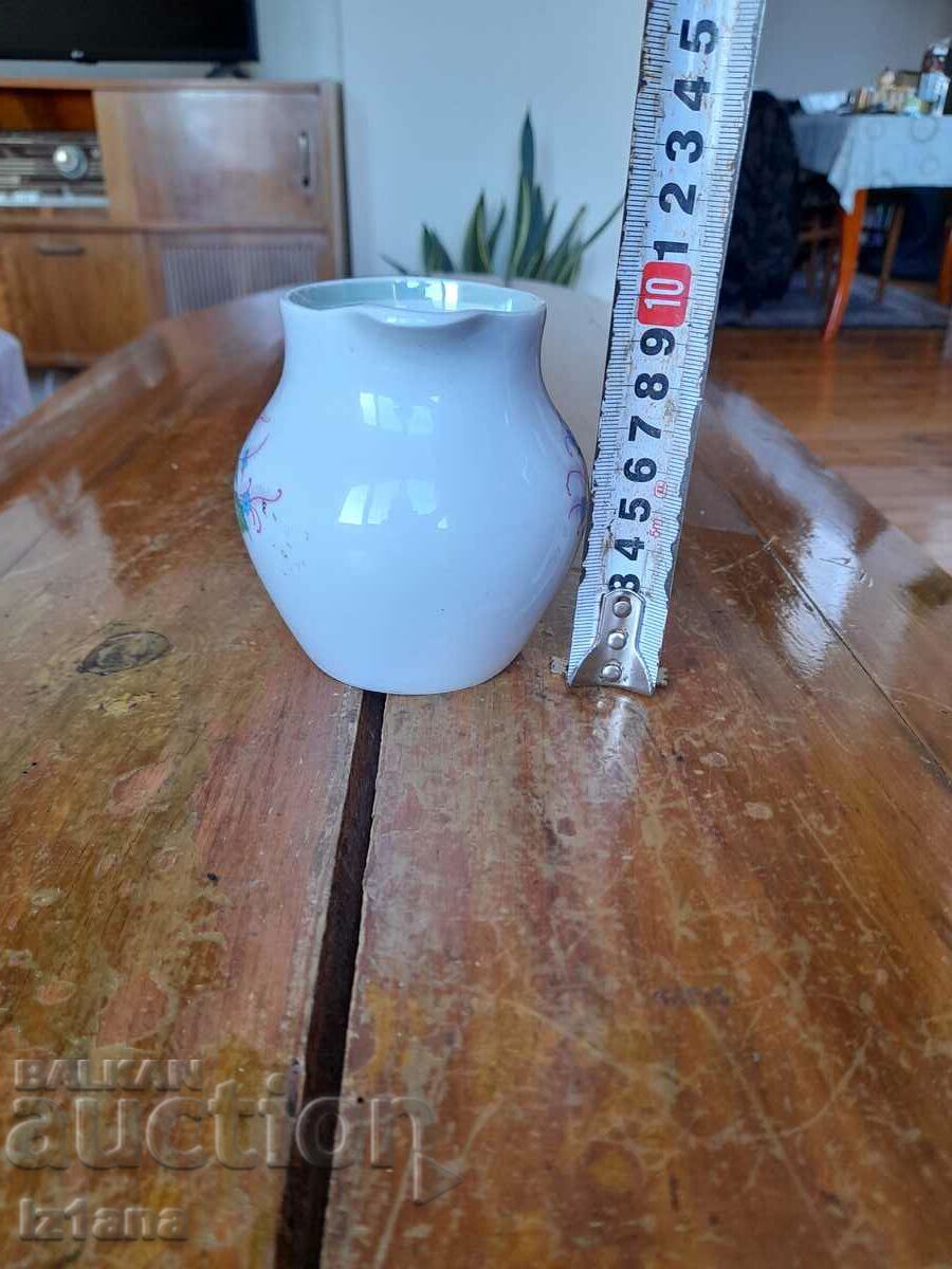 Стара порцеланова кана,каничка с цена 16.00 лв. | € 8.18