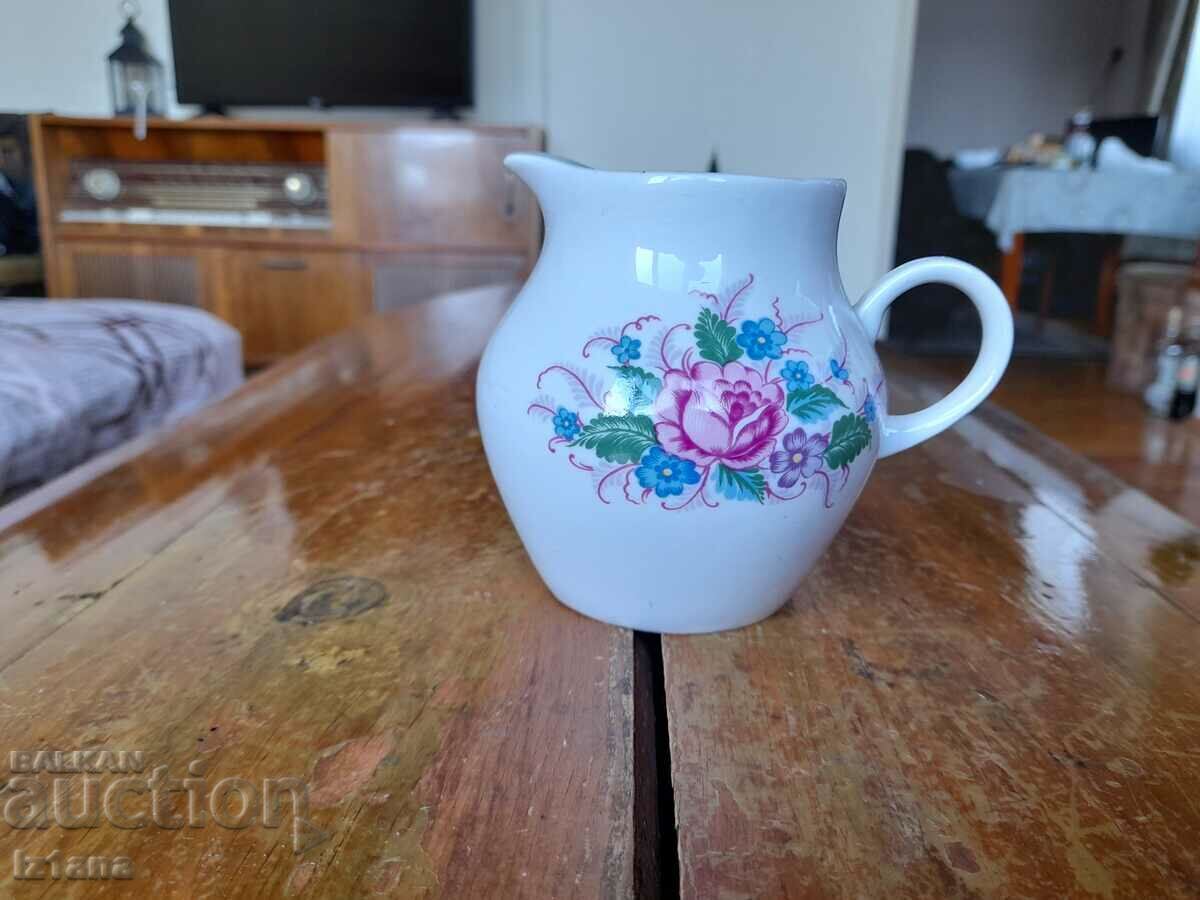 Стара порцеланова кана,каничка