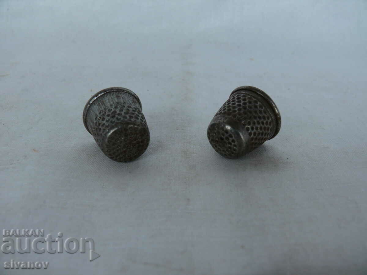 Παράδοση Δύο κομμάτια παλιά δακτυλήθρα #1556 Παράδοση Δύο κομμάτια παλιά δακτυλήθρα #1556